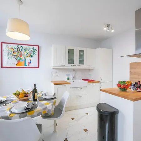 Διαμέρισμα Picasso - Old Town - Happy Αντίμπ