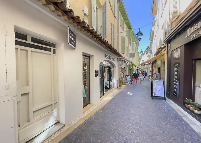 Apartment Picasso - Old Town - Happy *